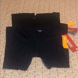 Bundle of 2 New Balance NB Dry Capri yoga XS